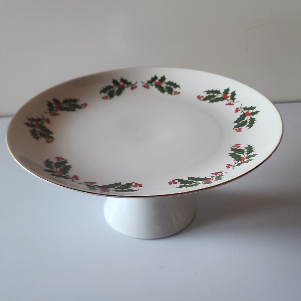 VTG. Christmas Pedestal Cake Plate,  Holly Berry. Made In Japan